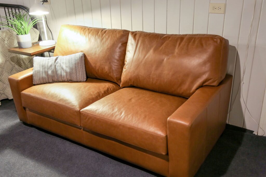 How to Find Affordable Leather Sofas Without Sacrificing Quality

